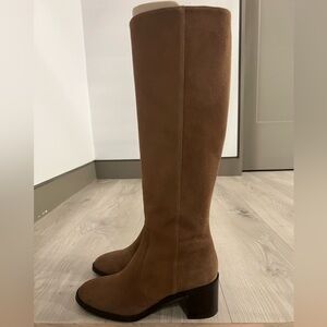 7,5B Stuart Weitzman Brown Knee-High Women's Boots. Very good condition!